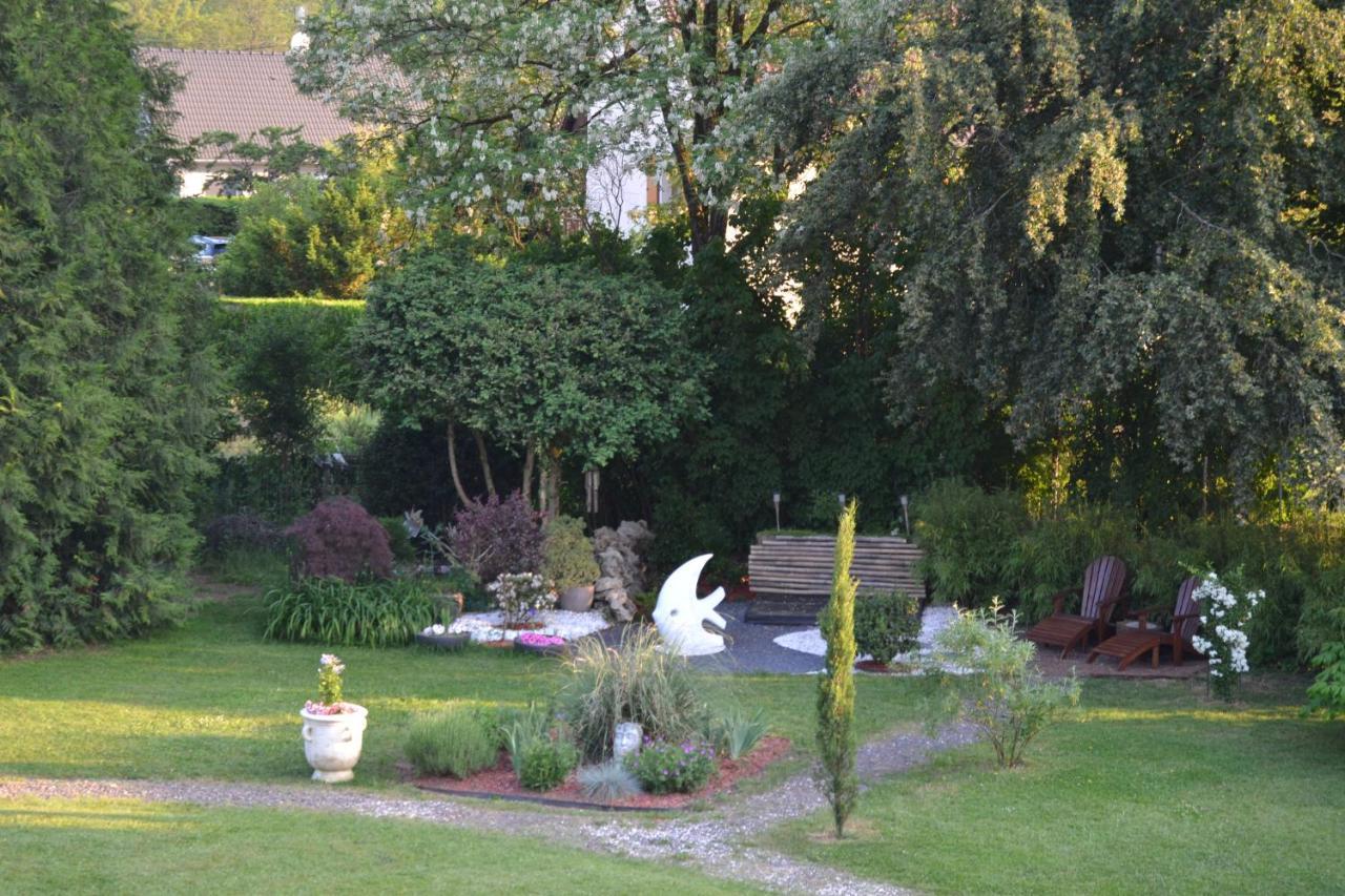 Bed and Breakfast Au Temps Suspendu Champagney Exterior foto